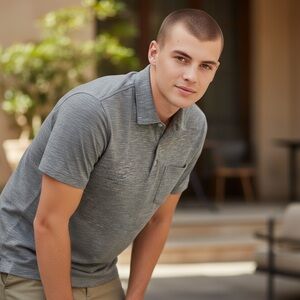 GOODMAN Polo. Size Medium